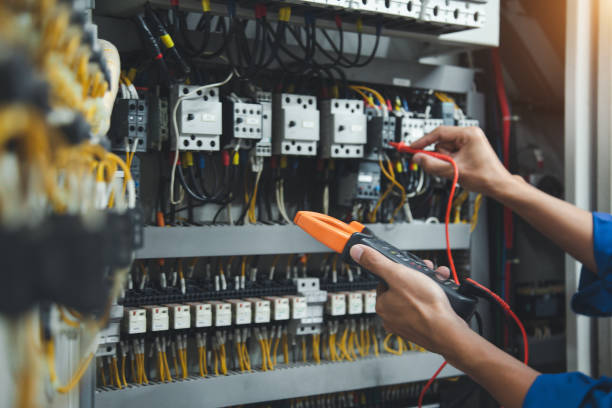 Best Emergency Electrical Repair  in Heyworth, IL
