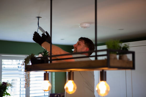 Best Electrical Contractors for Businesses  in Heyworth, IL